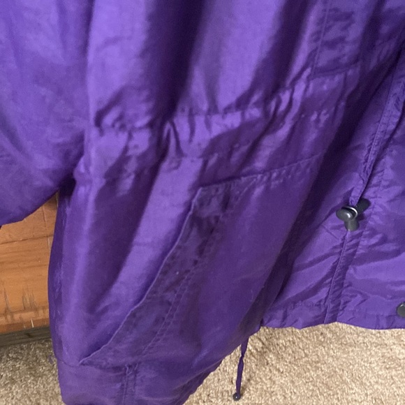 Purple Coat size Large - Picture 10 of 16